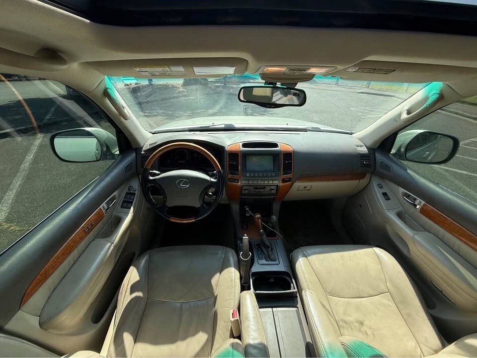 2004 Lexus GX 470 Image 21