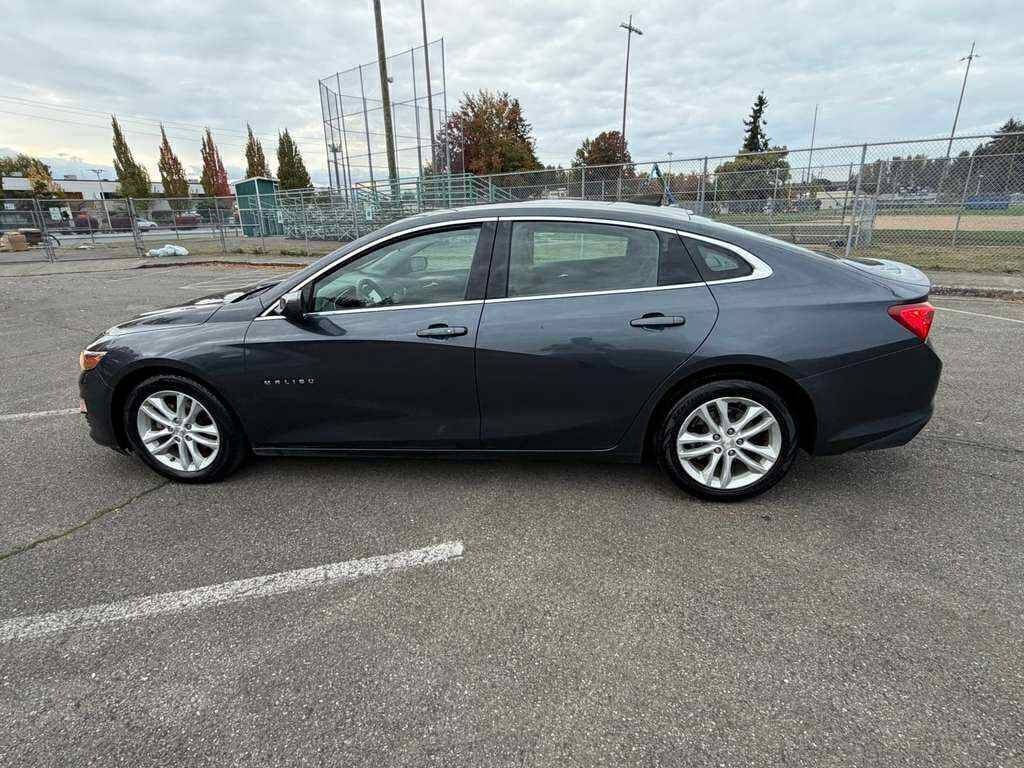 2021 Chevrolet Malibu Image 3