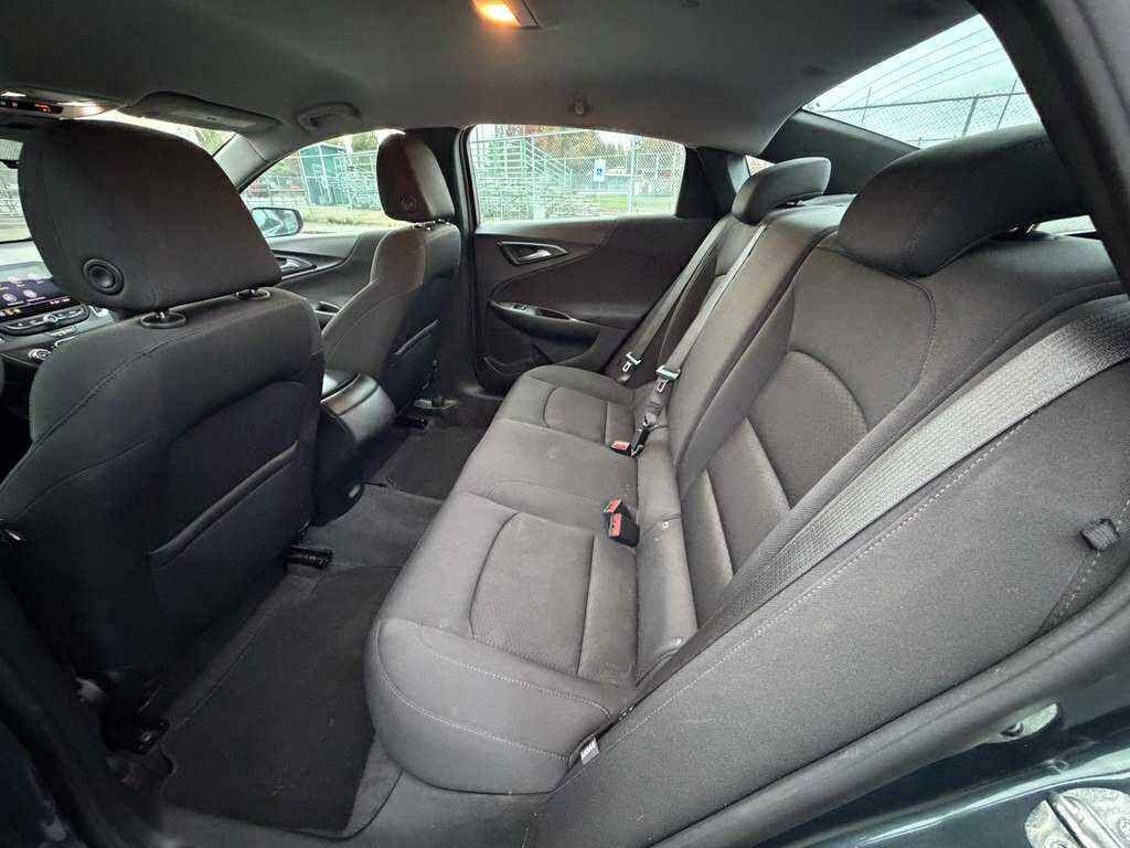 2021 Chevrolet Malibu Image 5