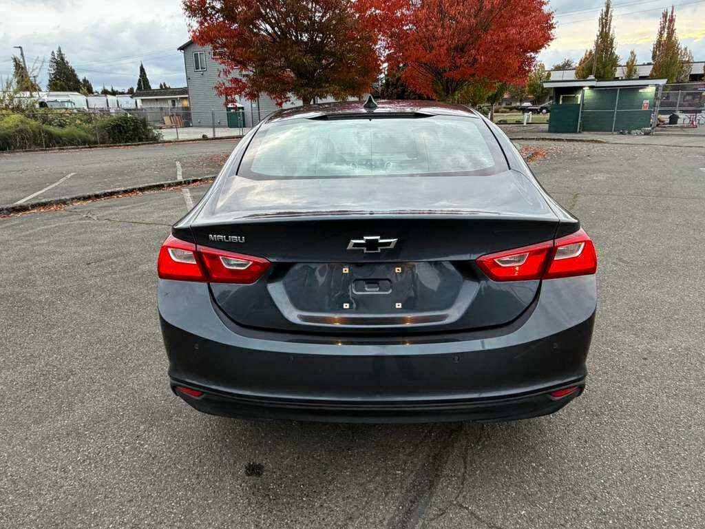 2021 Chevrolet Malibu Image 7