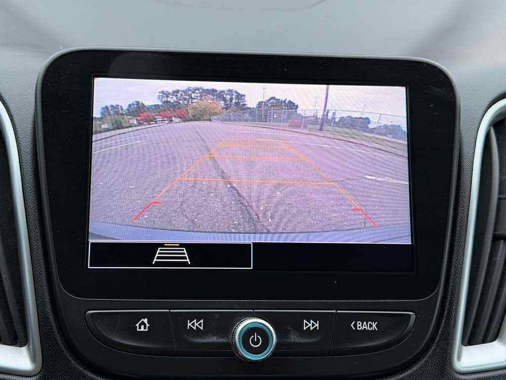 2021 Chevrolet Malibu Image 17