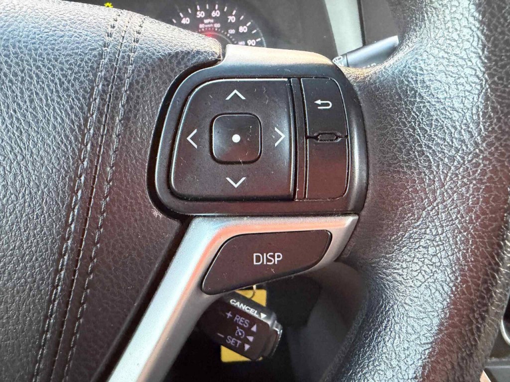 2016 Toyota Sienna Image 32