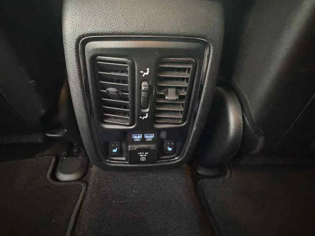 2015 Dodge Durango Image 32