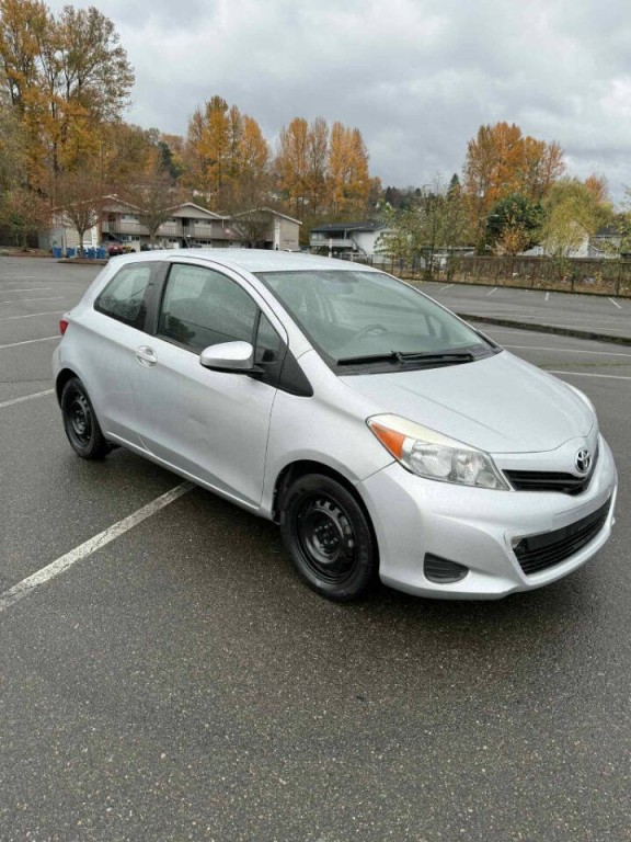2014 Toyota Yaris Image 3