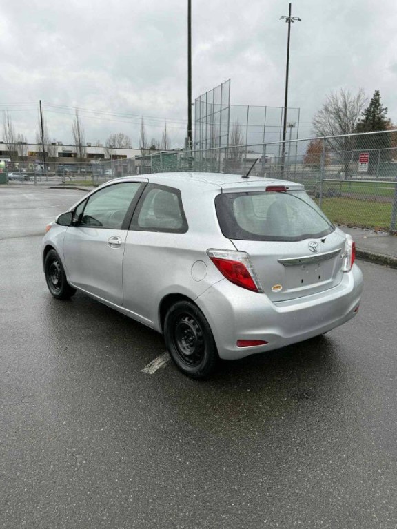 2014 Toyota Yaris Image 20