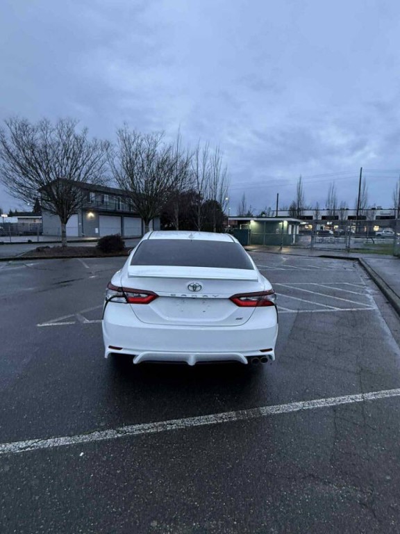 2021 Toyota Camry Image 17