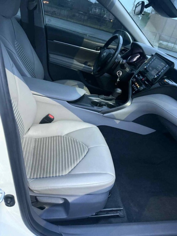 2021 Toyota Camry Image 23