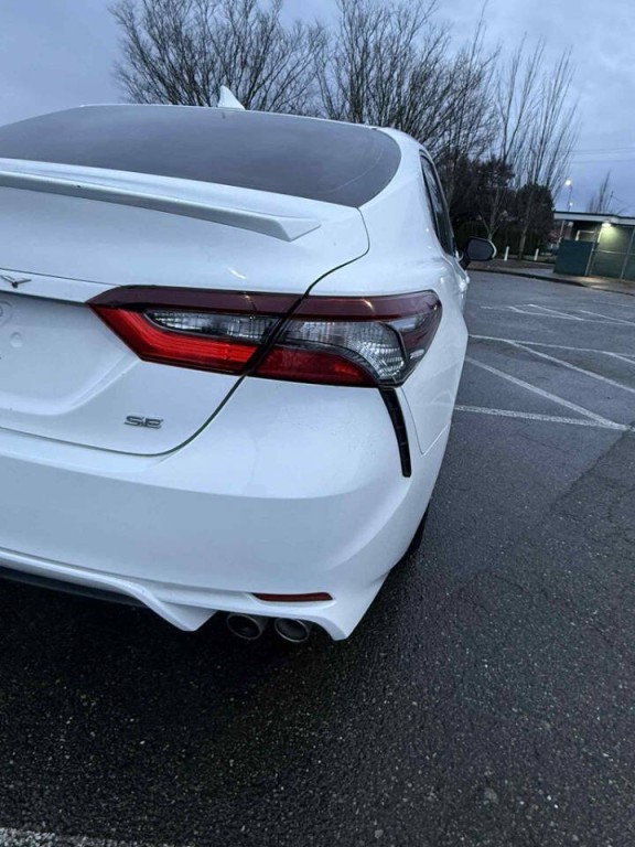 2021 Toyota Camry Image 25