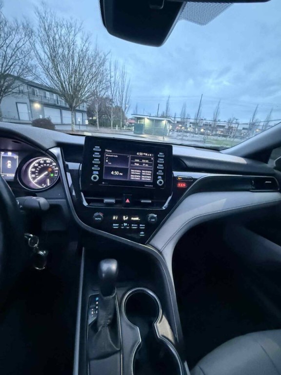 2021 Toyota Camry Image 38