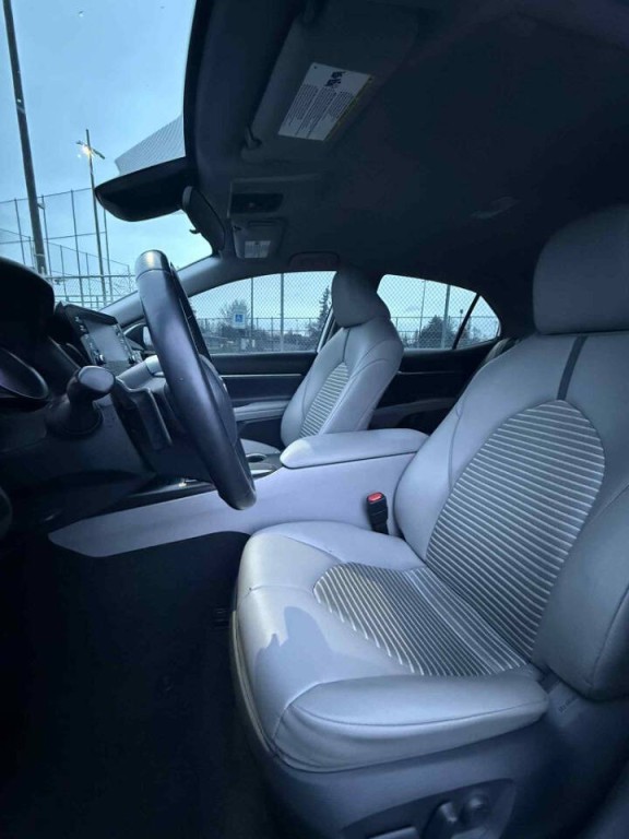 2021 Toyota Camry Image 45