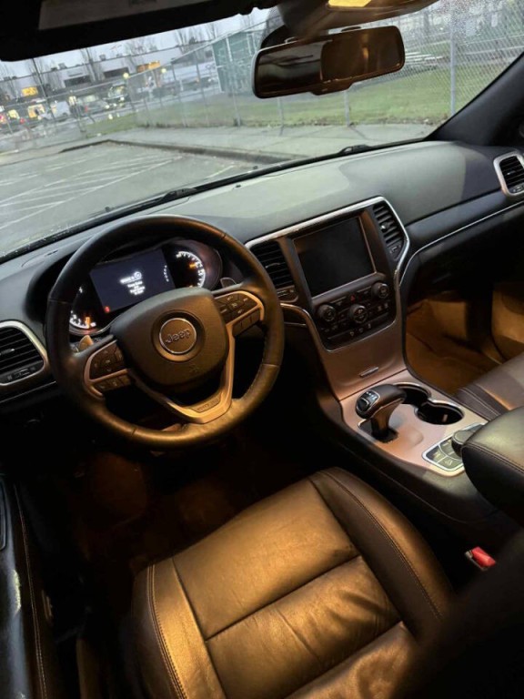 2015 Jeep Grand Cherokee Image 18