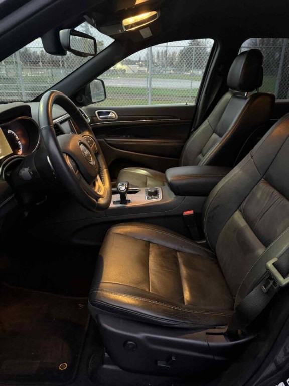 2015 Jeep Grand Cherokee Image 28