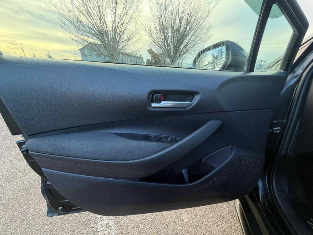 2021 Toyota Corolla Image 18