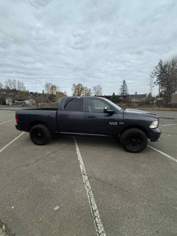 2014 RAM 1500 Image 2