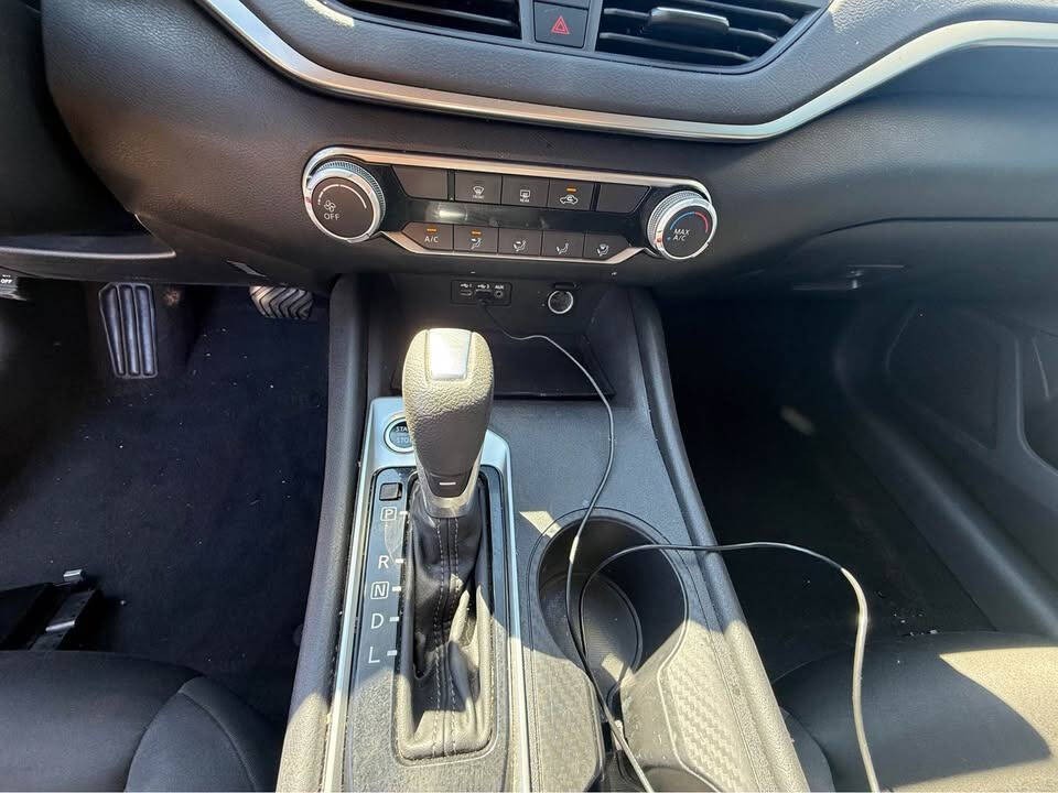 2020 Nissan Altima Image 7