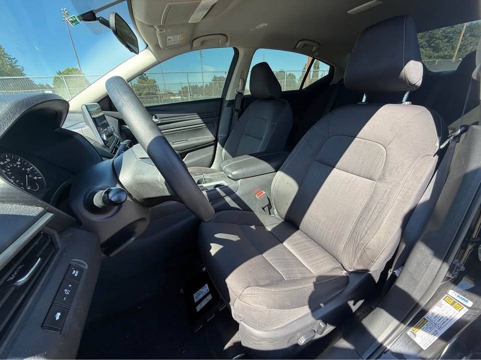 2020 Nissan Altima Image 14