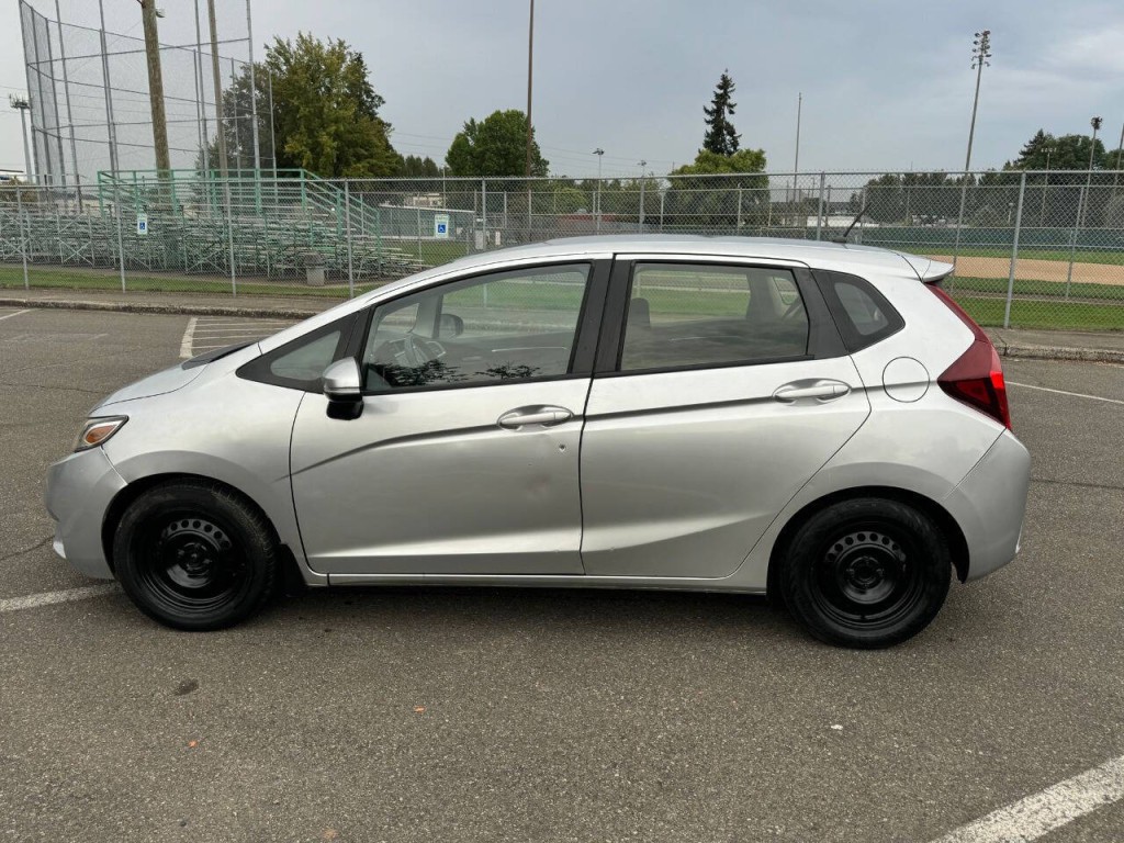 2016 Honda Fit Image 4