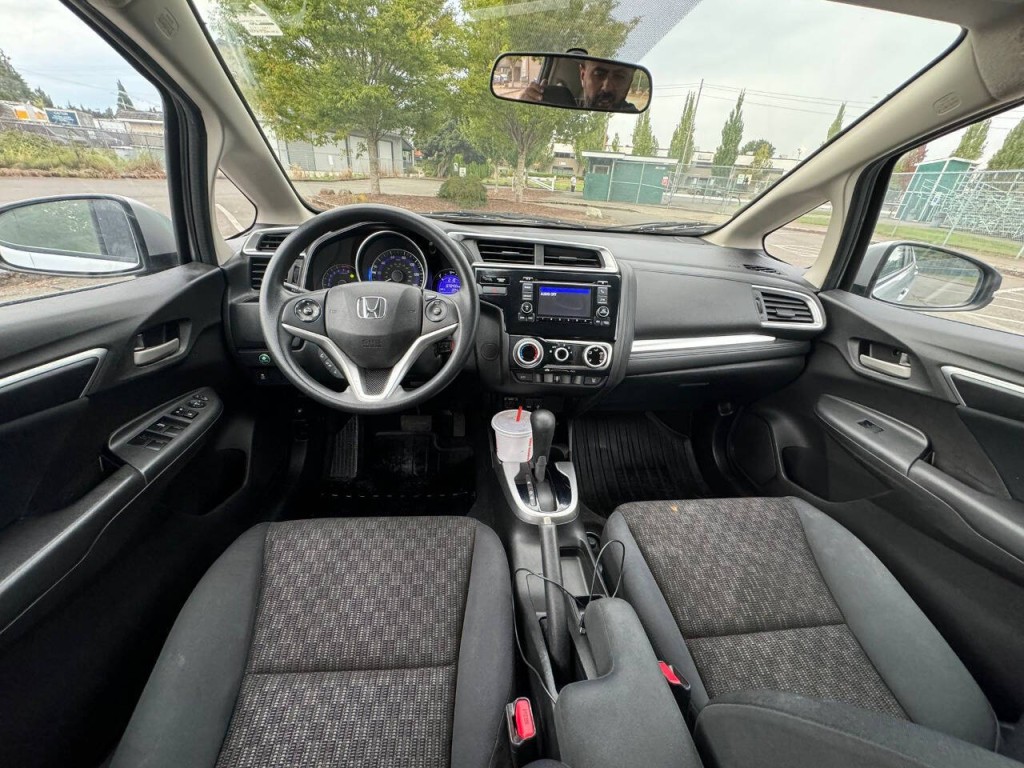 2016 Honda Fit Image 7