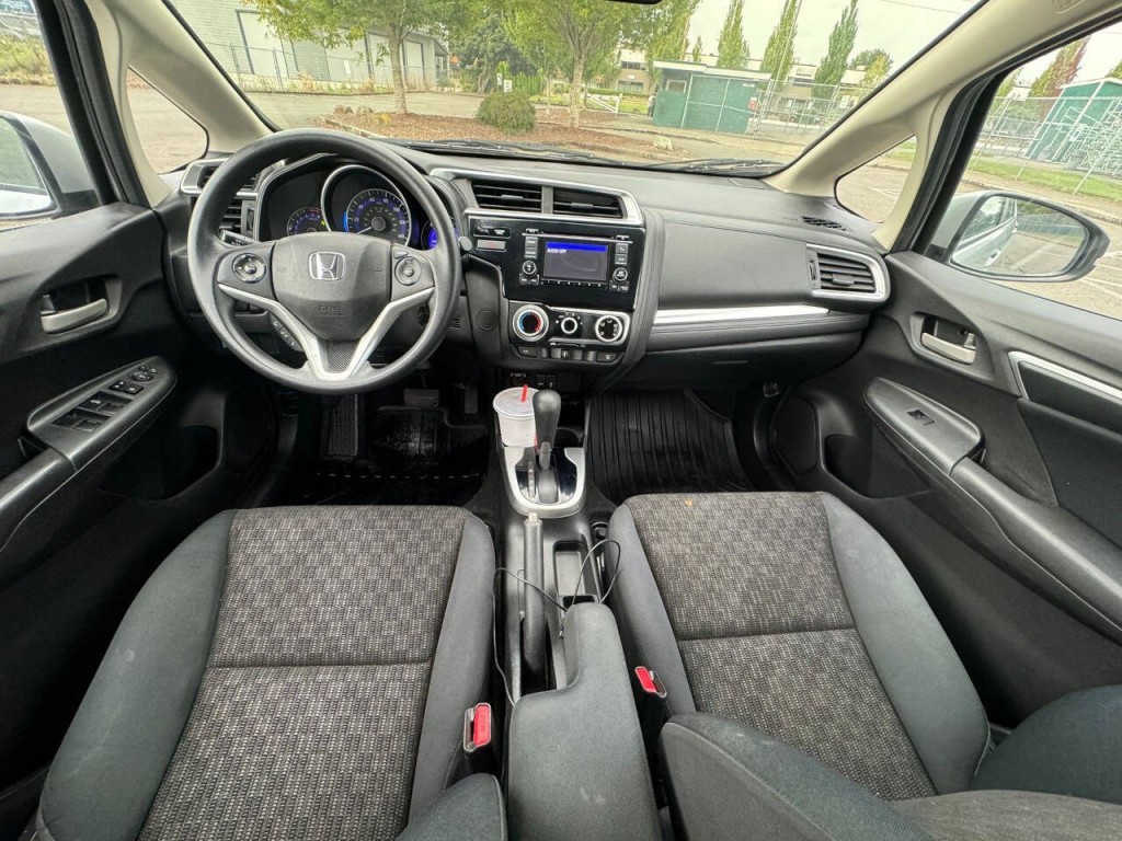 2016 Honda Fit Image 15