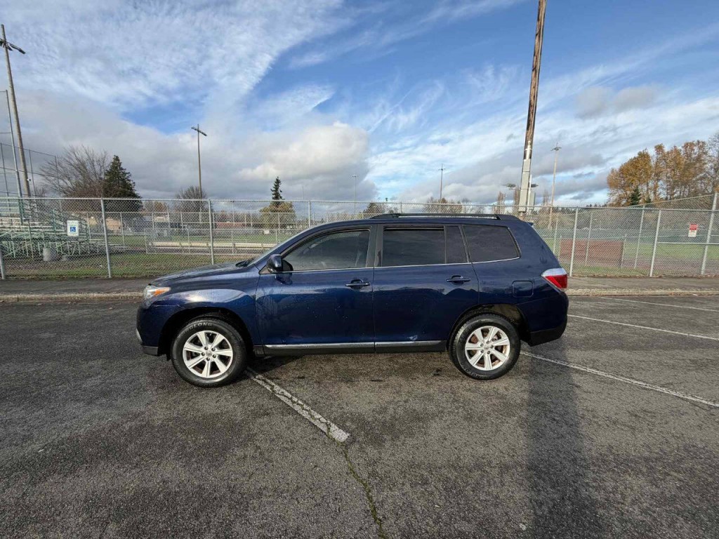 2013 Toyota Highlander Image 4