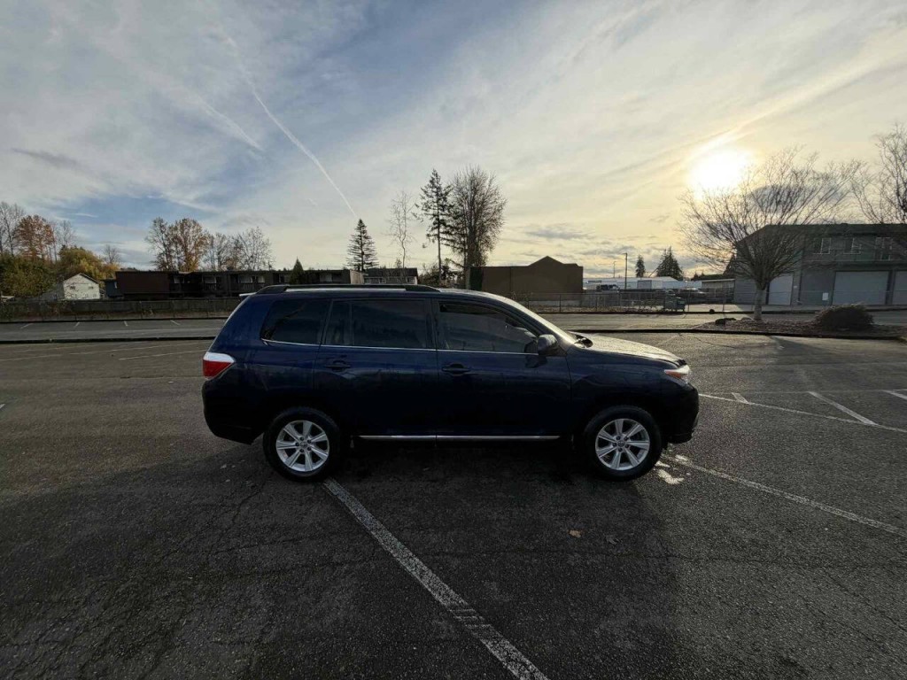 2013 Toyota Highlander Image 8