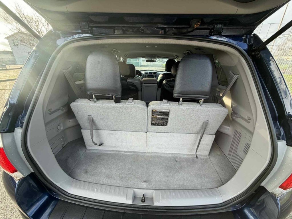 2013 Toyota Highlander Image 16