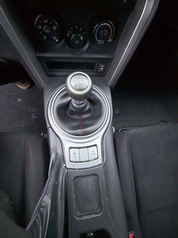 2014 Scion FR-S Image 15