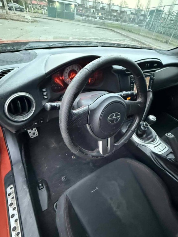 2014 Scion FR-S Image 16