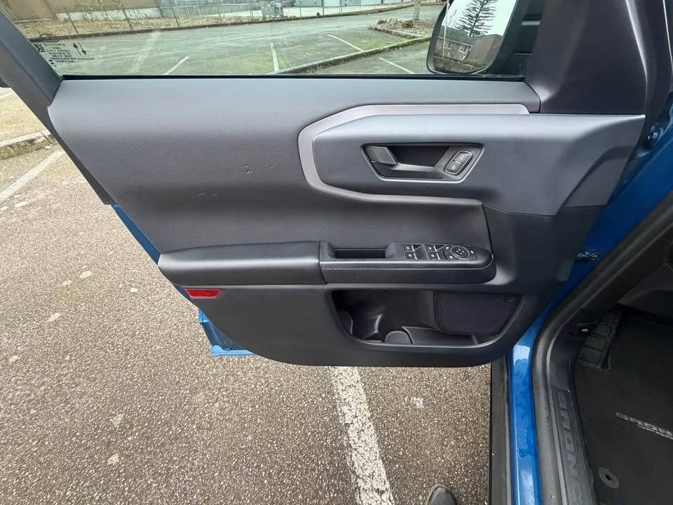 2023 Ford Bronco Image 16