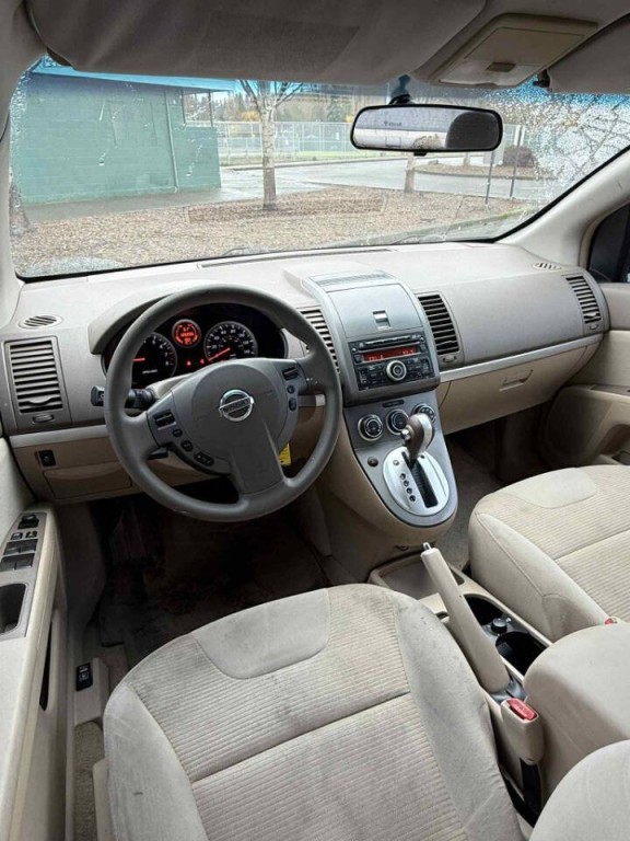 2012 Nissan Sentra Image 8