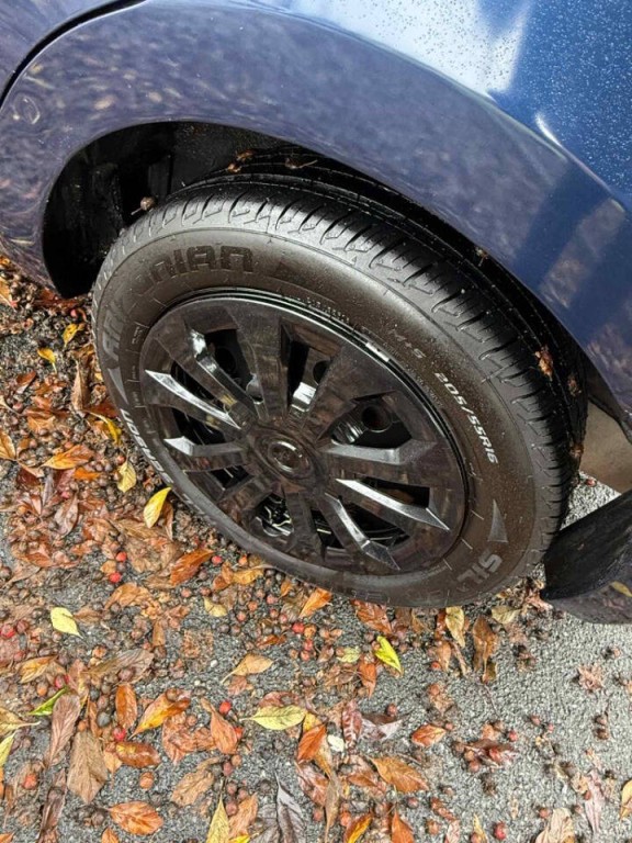 2012 Nissan Sentra Image 10