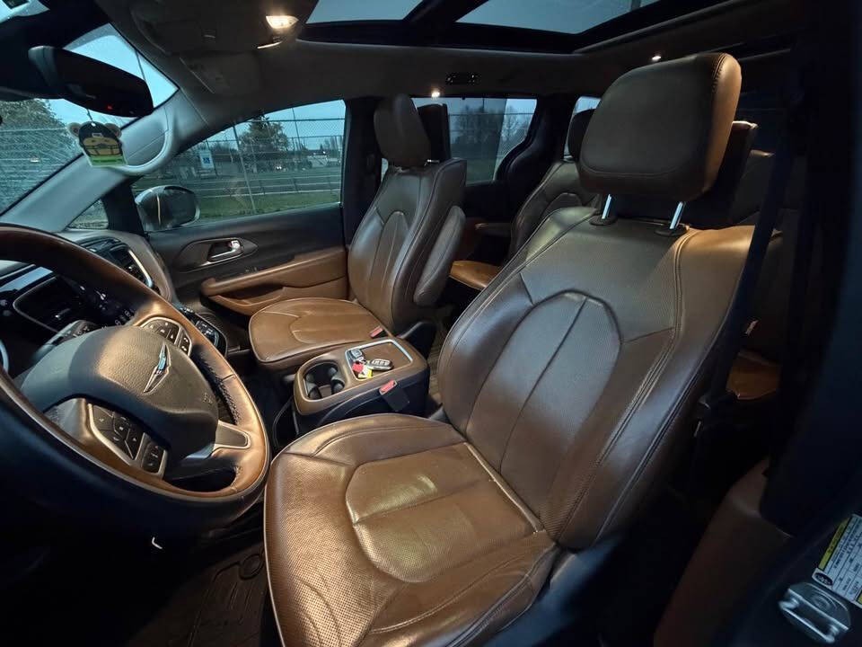 2018 Chrysler Pacifica Image 13