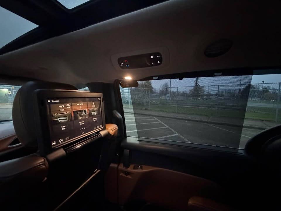 2018 Chrysler Pacifica Image 15