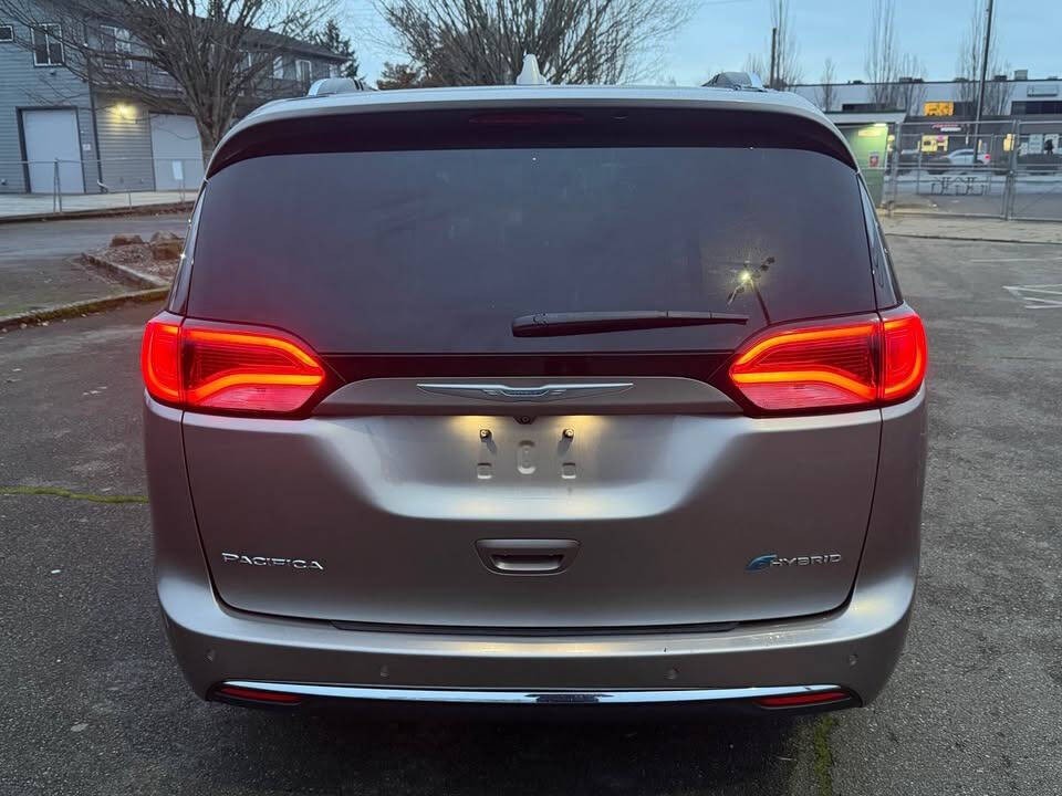 2018 Chrysler Pacifica Image 17