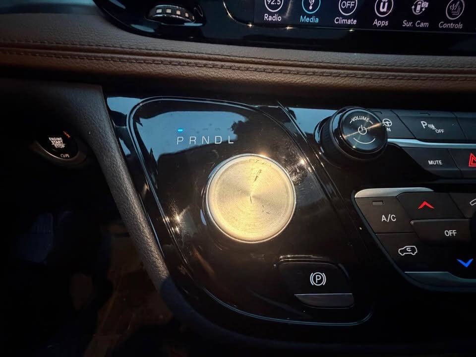 2018 Chrysler Pacifica Image 20