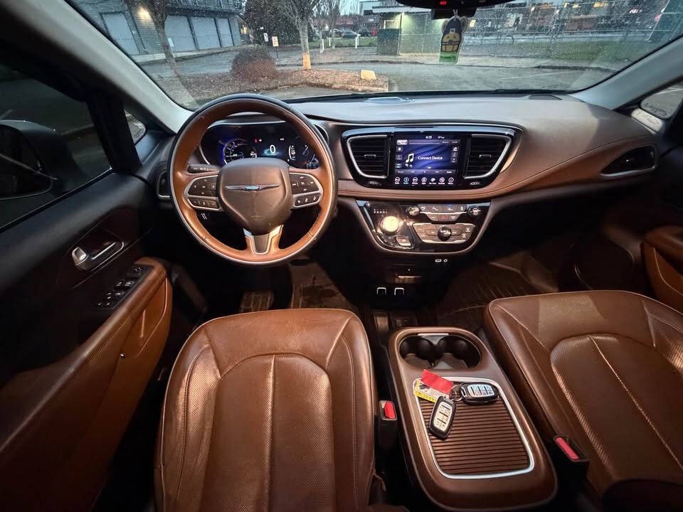 2018 Chrysler Pacifica Image 23