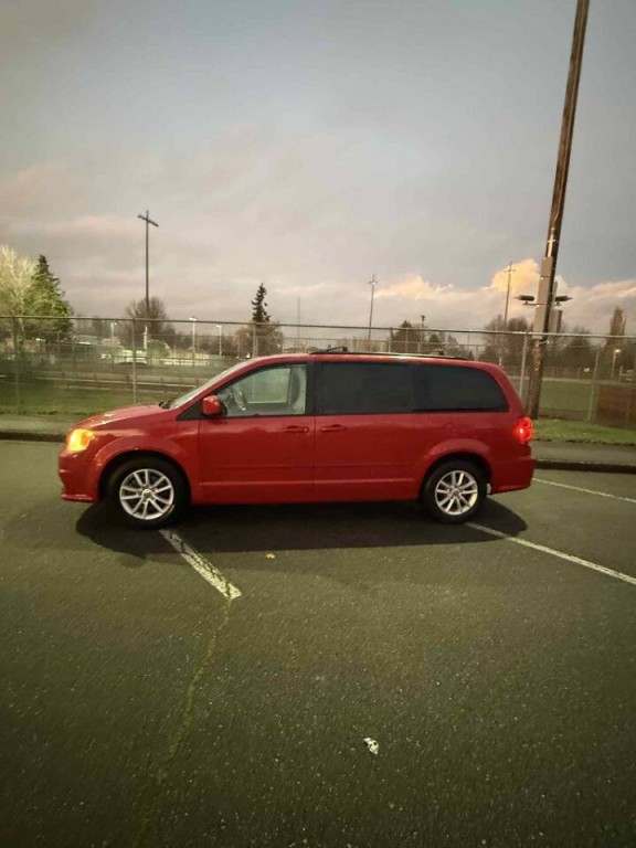 2014 Dodge Grand Caravan Image 4