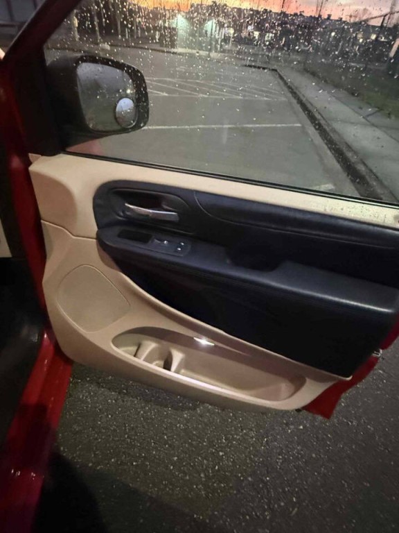 2014 Dodge Grand Caravan Image 12