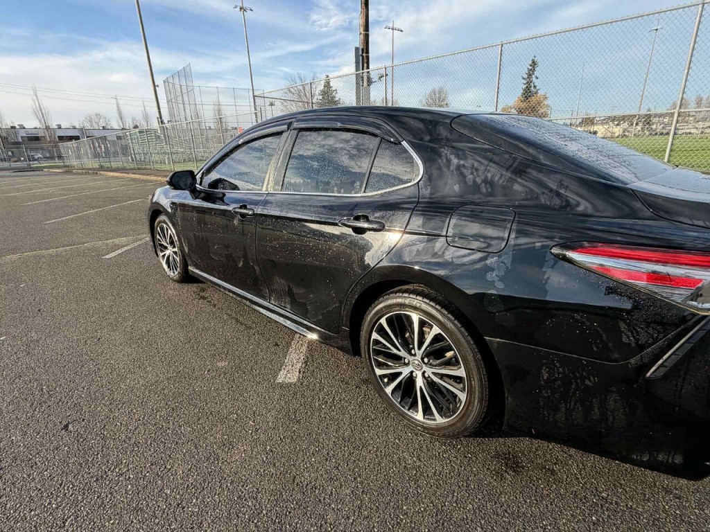 2018 Toyota Camry Image 10