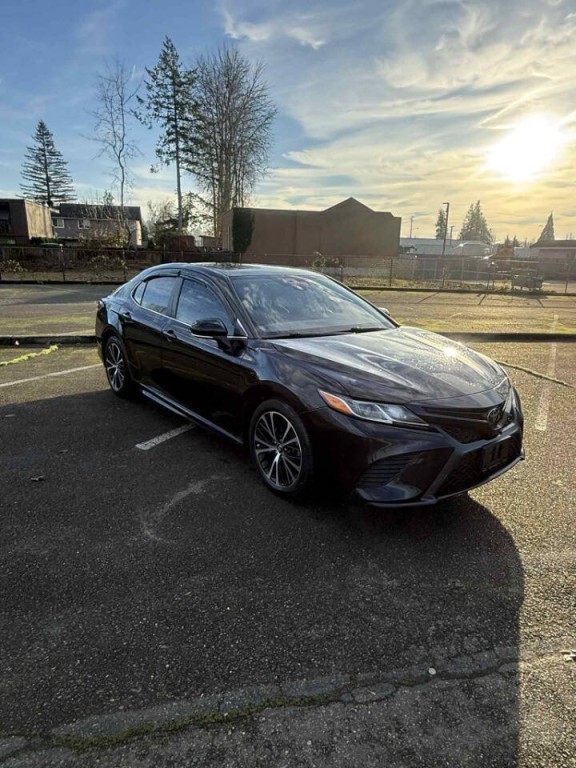 2018 Toyota Camry Image 24