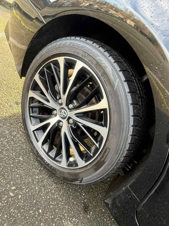 2018 Toyota Camry Image 33