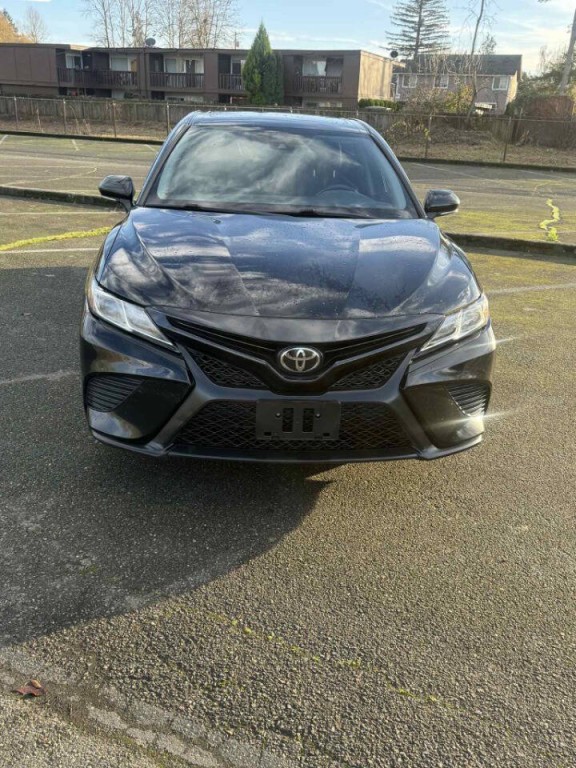 2018 Toyota Camry Image 36