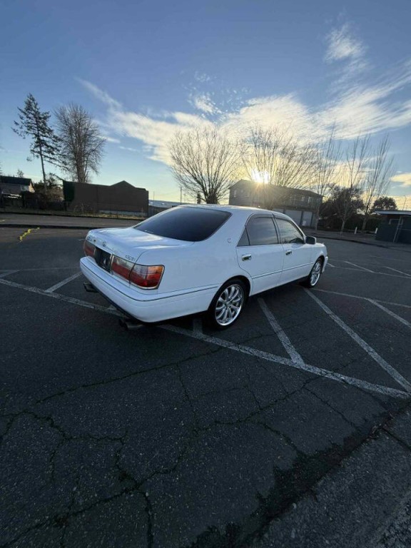 1999 Toyota Crown Image 6