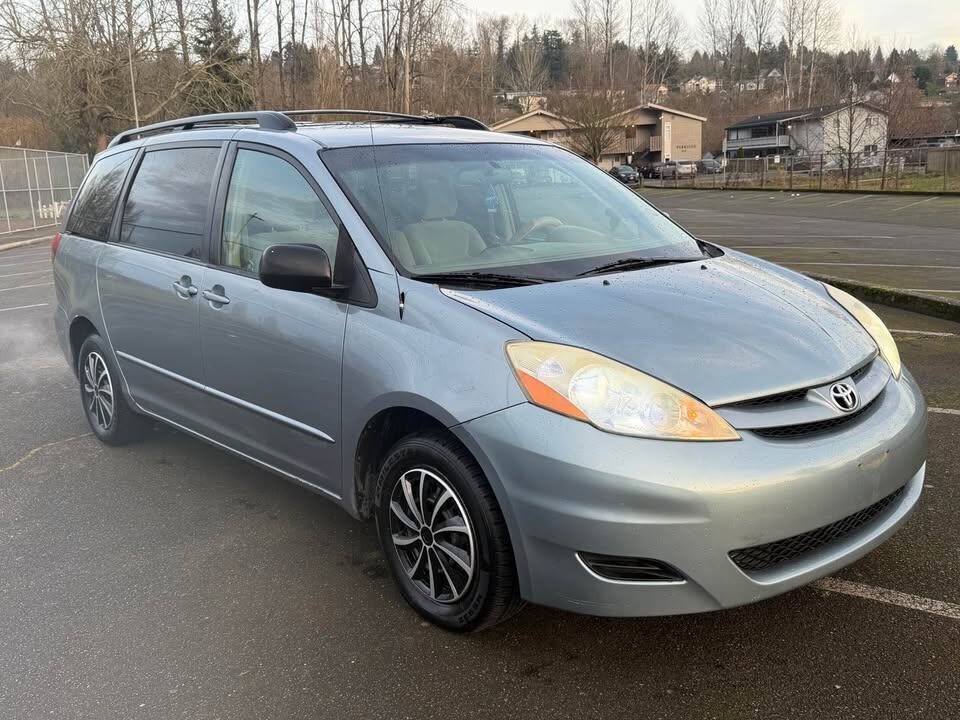 2004 Toyota Sienna Image 3
