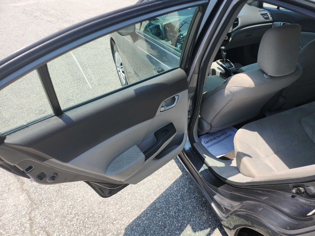 2012 Honda Civic Image 12