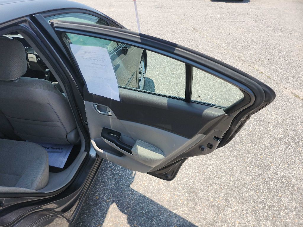 2012 Honda Civic Image 13