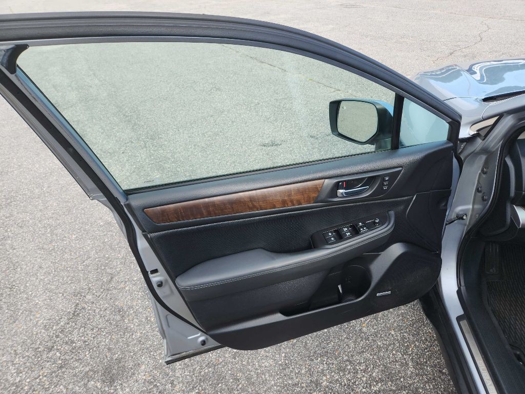 2016 Subaru Outback Image 10