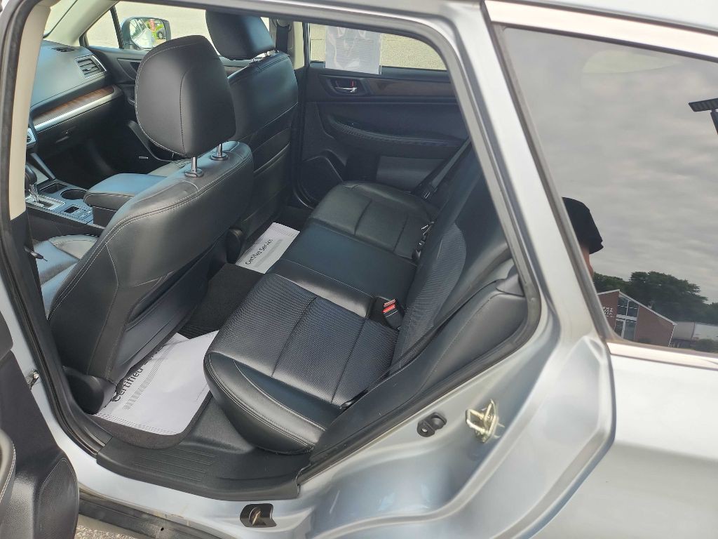 2016 Subaru Outback Image 12