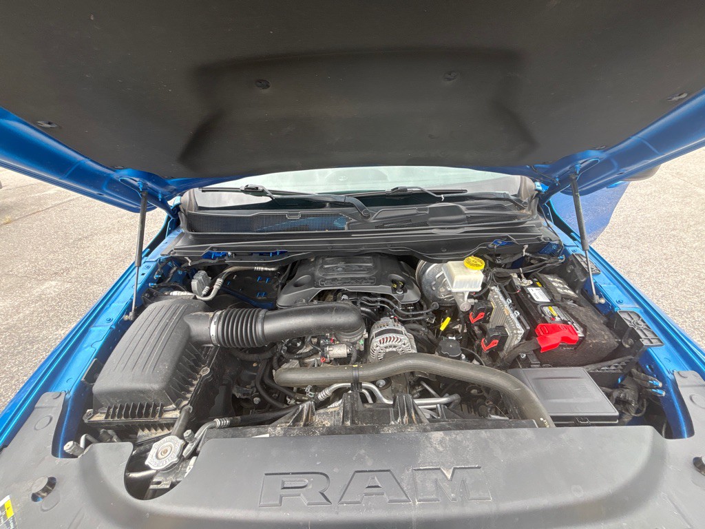 2021 RAM 1500 Image 9