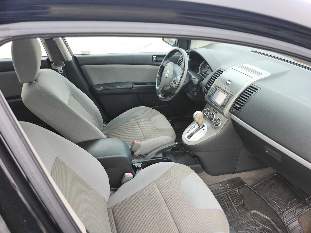 2014 Nissan Sentra Image 16